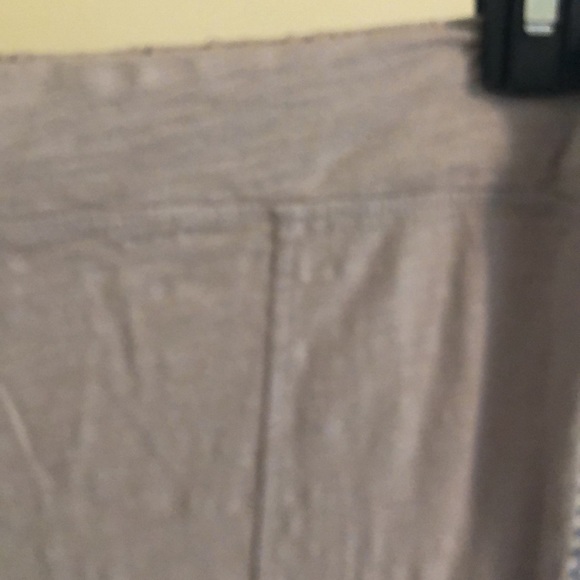 Mododoc light weight grey jogger with a lot of detail - Picture 4 of 6